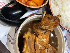 -万和春排骨砂锅米饭(新业广场店)