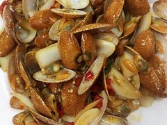 -小辣妹川味海鲜加工店(第一市场椰风巷店)