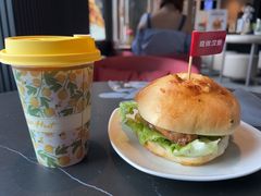 -必胜客(欧亚卖场店)