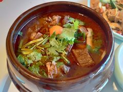 -亚伟瓦罐面美食城(淇县总店)