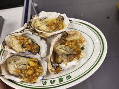 生蚝-四囍码头海鲜烧烤自助火锅(外滩南京东路悦荟广场店)
