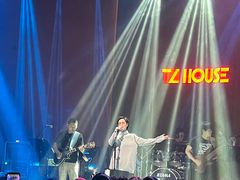 -TZ House音乐现场(来福士中心店)