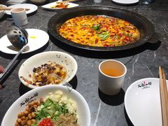 -大鱼山房鱼头火锅(老字号品质店)