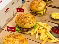 -必胜客(WOW中心城店)