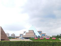 -上海市龙华烈士陵园