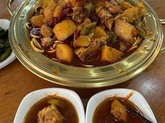 -牛一嘴·兰州牛肉面·大盘鸡(财富中心店)