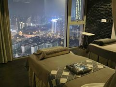 -得闲·高空SPA(东盟店)