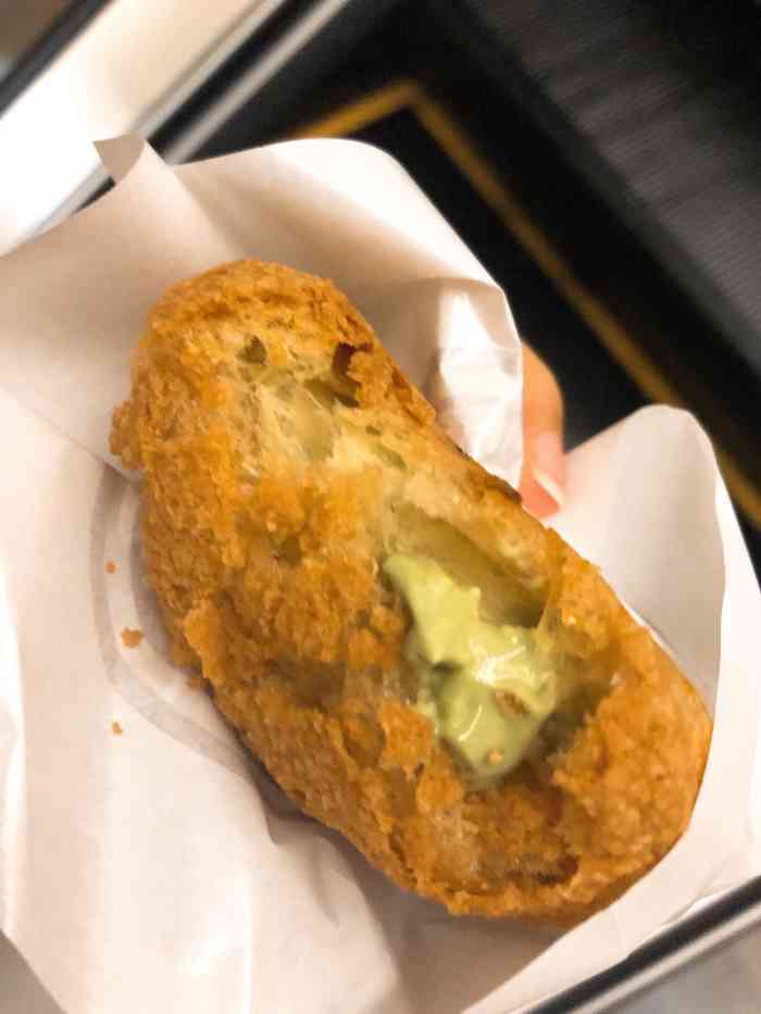 西树泡芙chez choux(群光广场店)-"朋友点名要吃抹茶泡芙,特地过来买