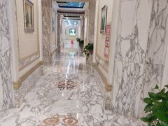 -皇宫大酒店