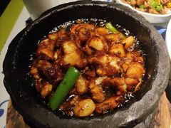 石锅杭椒牛蛙-桂满陇天书(南京德基旗舰店)