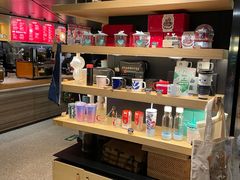 零售区-星巴克臻选(国贸商城首店)
