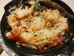 -煲王粤菜餐厅(中侨中心店)