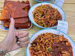 -滴滋味·新疆炒米粉·炒三凉(乌市总店)