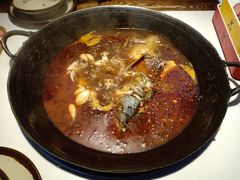 牛蛙鱼头锅-老天桥蛙炉火锅(姑苏总店)