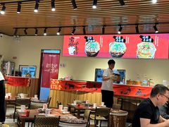 -阿润打边炉·鲜切鸡煲(华漕店)