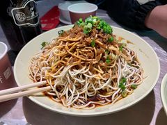 凉面-巴厘龙虾·榜首油焖大虾(洞庭·艺术洋房店)