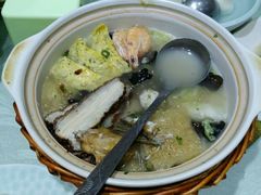 -侬佳蒸菜馆(听潮店)