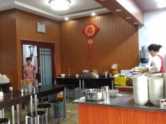 大堂-何胖子丸子汤(南海街店)
