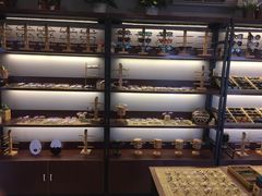 -肆兮眼镜·蔡司·徕卡战略合作店(大坪店)