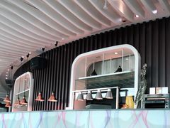 -亚洲国际大酒店·云顶阁旋转自助餐厅