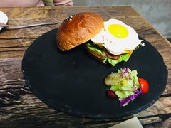 -HIGH FIVE哈福手工汉堡(桂林路店)