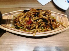 鱼香肉丝-满园烤鸭·春饼(奥体万达店)