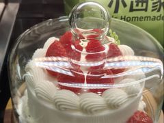 怀旧草莓奶油蛋糕-小西家作•精致蛋糕(富力爱丁堡店)