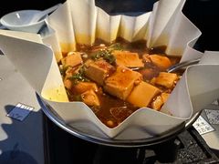 -穹六人间 people 6(岳阳路店)