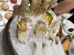 -红鼎豆捞·非遗鲍皇汤火锅(宝丰路店)