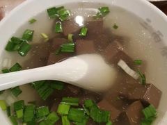 -三两春肚肺汤(崂山路店)
