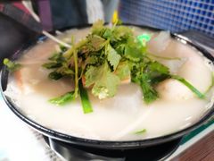 浓汤鱼汁小锅米线-肥汁米蘭香港米线(宁波路总店)