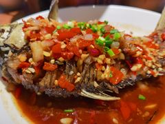 香煎大鲫鱼-费大厨辣椒炒肉(吉联MALL店)