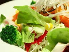 三文鱼色拉-金柚子韩国烤肉(威宁路店)