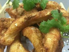 -年辉渔村·非遗传承餐厅(新丰江店)