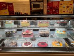 面包甜点陈列柜-哈根达斯(龙湖时代天街店)