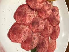 -山川小町·极番烧肉(新地假日广场店)