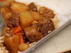 -同济大学本部学苑饮食广场