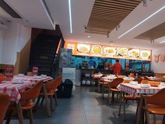 -韵味湘肴·小炒黄牛肉(五一广场美食地标店)