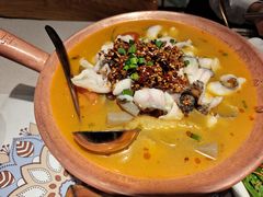 云南杨林酸菜鱼-云海肴·汽锅鸡·云南菜(高德置地店)