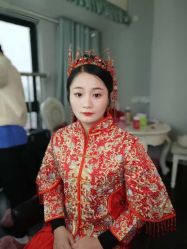 -雪莉美妆婚纱馆
