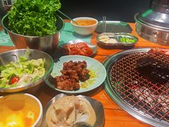 -唯成•韩国炭火烤肉 유성고기