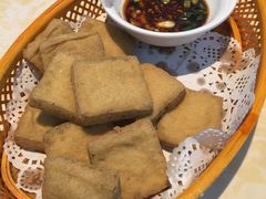 -魏铭鱼头捞饭(晋阳路店)