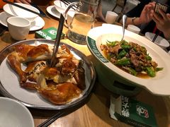 -费大厨辣椒炒肉(万家丽一店)