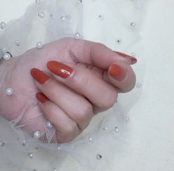 -爱美睫美甲会馆