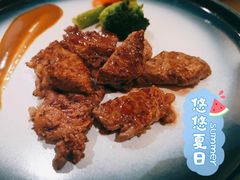 牛排特别有魅力-V Bar海景扒房(北海湾惠龙万达嘉华酒店)