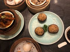 流沙芝麻球-万丽轩·粤菜(王府井金茂万丽酒店)
