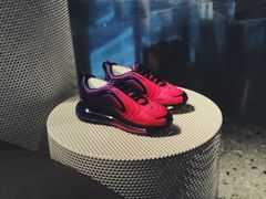 -NIKE品牌体验店(南京东路店)