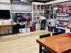 -上海南东电玩(上海置地广场周大福店)