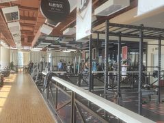 -奇迹健身金茂汇店