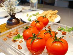 番茄脆菇沙拉-小大董·烤鸭(观景餐厅·南京西路店)